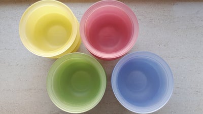 Glas, Skål ramekin asiet isform, Tupperware USA x 4, Autospørgsmål: Er varen stadig til salg? Svar: 