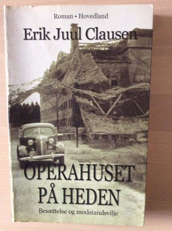 Operahuset på heden, Erik Juul Clausen, emne: historie og