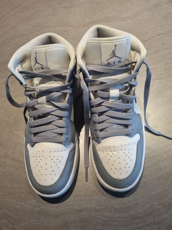 Sneakers, str. 39, Nike Jordan