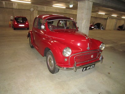 Morris Minor, 850, Benzin, 1956, rød, 2-dørs, Morris Minor 1956. Pris 40.000,00 kr.
Motor 850. Todel