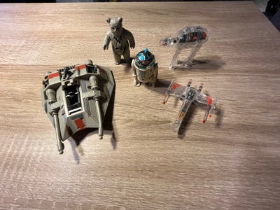 Legetøj, Gamle Star Wars figurer, Gammelt legetøj / gamle Star Wars figurer fra 1980 / 80’erne

Pris