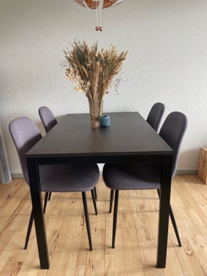 Spisebord m/stole, Ikea/Jysk, Sælger det her sæt, med bord fra Ikea og 4 stole fra Jysk. Stolene har