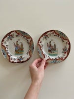 Asiatisk / Evt. Japansk tallerkener platter. , Porcelæn