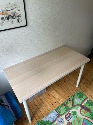 Skrivebord, IKEA, b: 60 d: 100, Skrivebord fra IKEA sælges:


Bordplade (100 x 60): LINNMON bordplad
