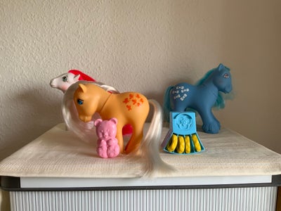 My Little Pony, Hasbro, Flot velholdt Pony med Kongesko og Kam. Afhentes