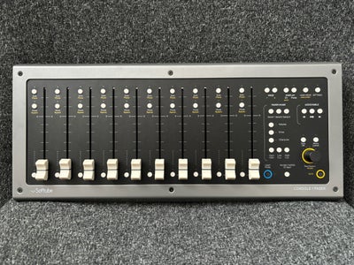 Controller, Softube Console 1 Fader, Sælger min Softube Console 1 Fader inkl. software.
Den er opdat