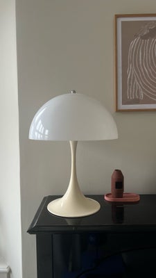 Lampe, Louis Poulsen, Vintage Panthella designed by Verner Panton. Marks can easily be removed with 