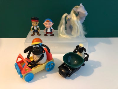 Blandet legetøj, Dem alle kr. 60,-
Figure/legetøj alm. brugsspor.

Disney Pirat kr. 10,-
Disney Pira