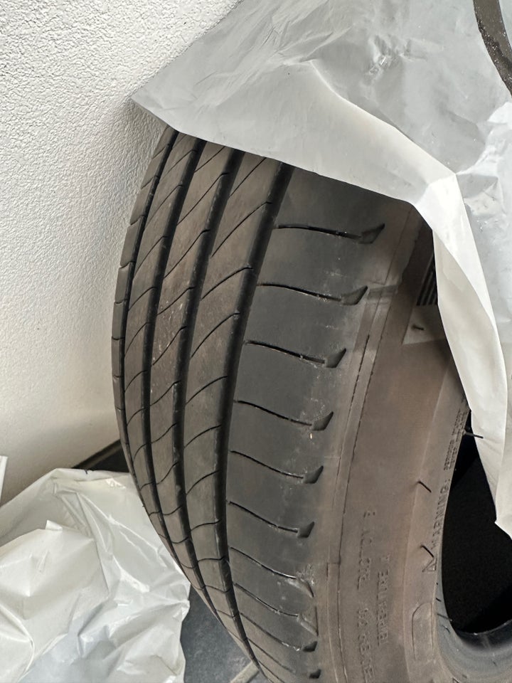 Sommerdæk, Michelin, 235 / 45 / R18