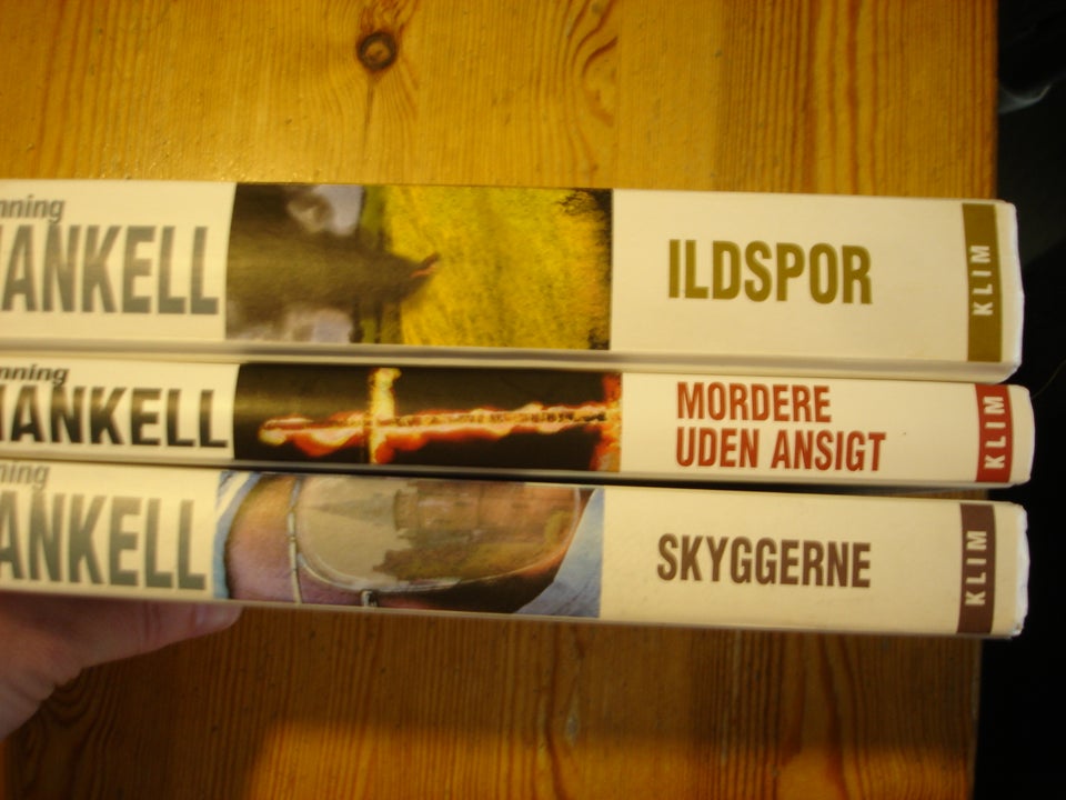 Flere titler, Henning Mankell, genre: krimi og spænding
