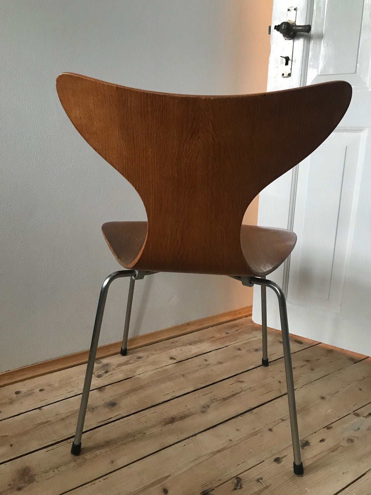 Arne Jacobsen Liljen Stol dba.dk K b og Salg af Nyt og Brugt