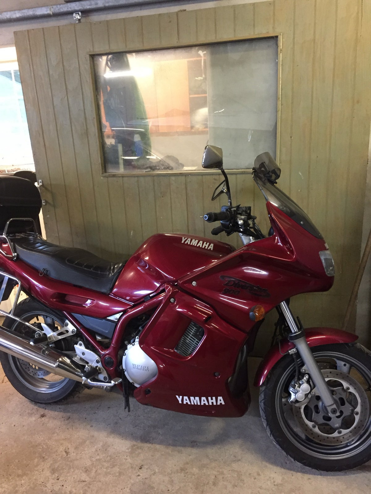Yamaha, 900 ccm, 95 hk