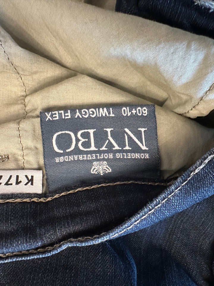 Jeans, Nybo, str. 60