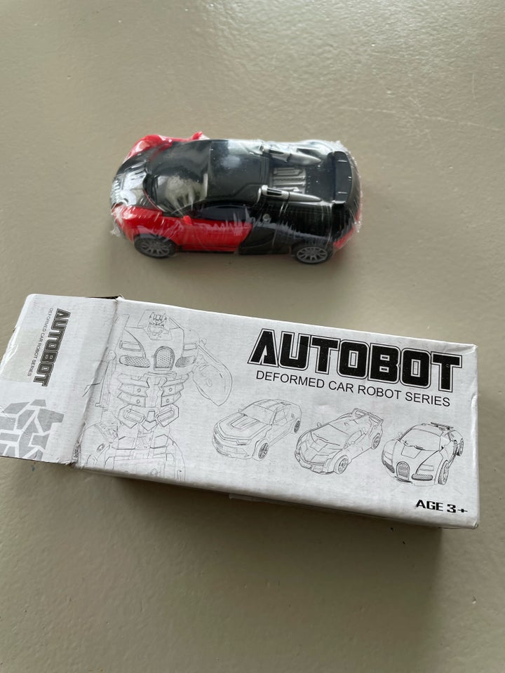 Blandet legetøj, Autobot, Robot og bil i en