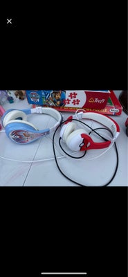 Headset, t. iPhone, Pokemon, Disney , Perfekt, 2 stk headphones med jackstik, brugt sparsomt. Bud mo