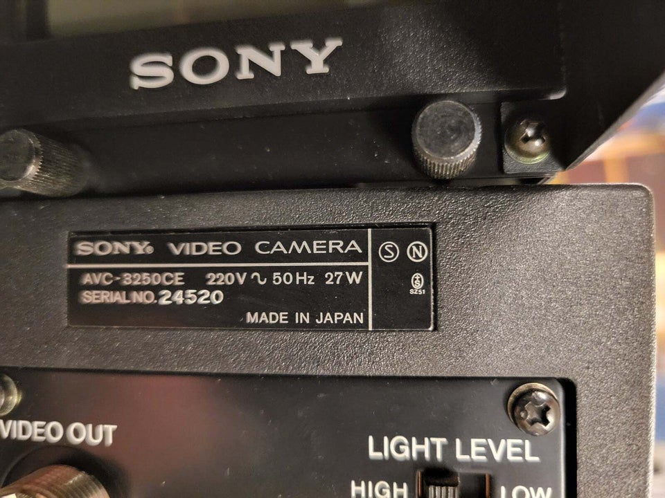 Videokamera, Sony, AVC-3250CE