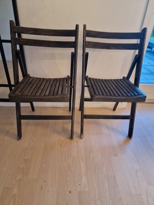 Klapstole, 2 smukke vintage klapstole I rigtig god kvalitet 

Fri levering på Amager 

Samlet pris 
