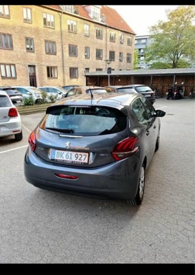 Peugeot 208, 1,6 BlueHDi 100 Active+, Diesel, aut. 2017, km 123000, mørkeblå, nysynet, klimaanlæg, a