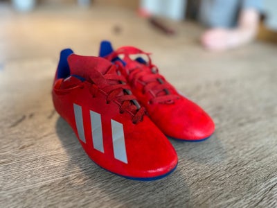 Fodboldstøvler, Fodboldstøvler , Adidas, str. 30, Fodboldstøvler fra Adidas str. 30. Brugt maks 10 g