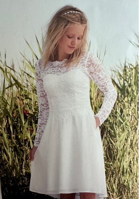 Konfirmationskjole, Real Silk, str. 42, Super flot og elegant konfirmationskjole fra Real Silk. Kun 