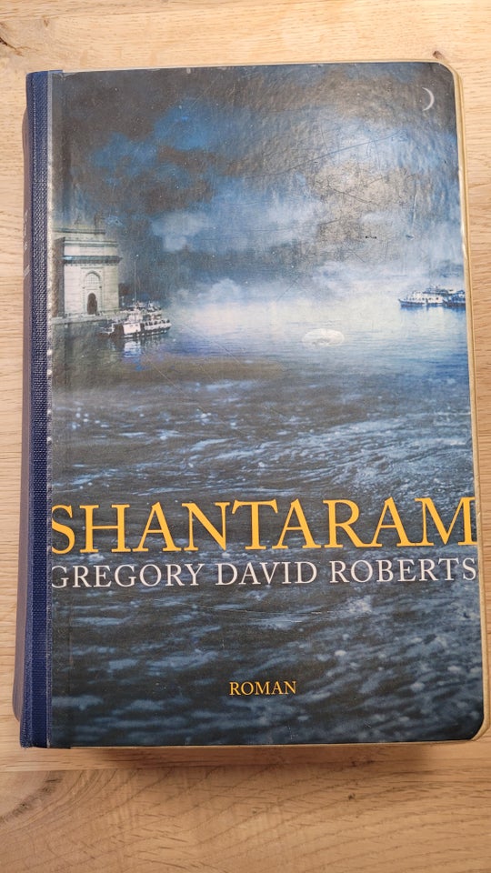 Shantaram, Gregory David Roberts, genre: roman