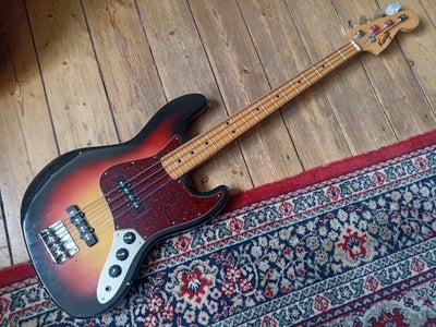 Elbas, andet mærke Kasuga Jazz Bass, Japansk J-bas kopi fra 70'erne en gang

Den er godt bygget med 