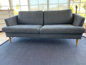 Velholdt og komfortabel sofa (2/3 personer)