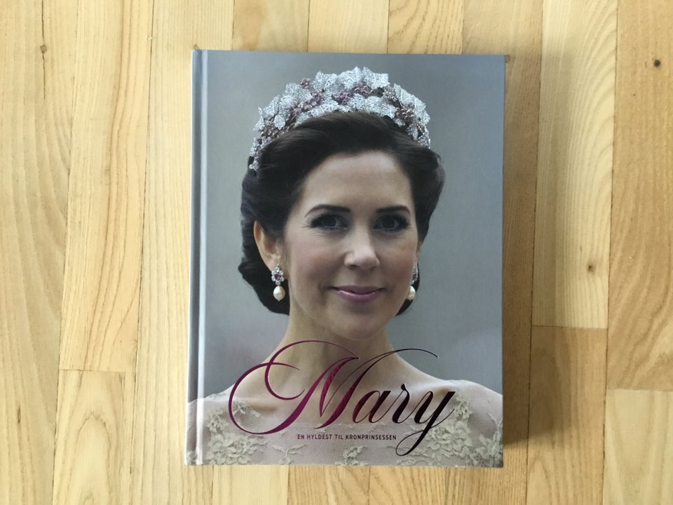 Mary - en hyldest til kronprinsessen, Christian Mohr