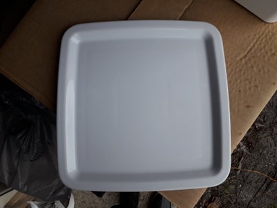 Porcelæn, Middags tallerkener. , IKEA.., 12 middags tallerkener. 25,5 x 25,5 cm. 
10 kr pr stk. Alle