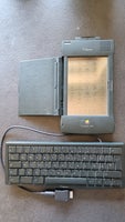 Apple, MessagePad 2000, God