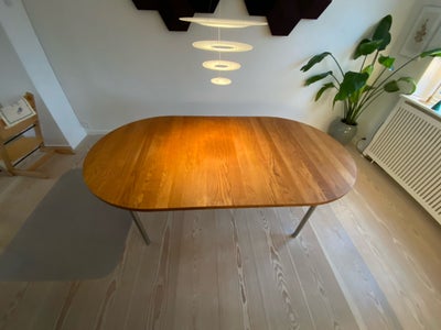 Flot og velholdt Wegner spisebord