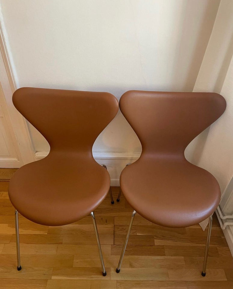 Spisebordsstol L der Arne Jacobsen Fritz Hansen dba.dk K b