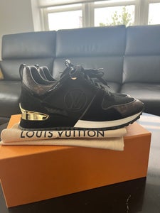 Find Louis Vuitton Sko i Sko og støvler - Sneakers Køb brugt på DBA