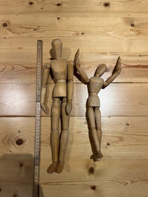 Træ mannequin, 2 store og 3 små