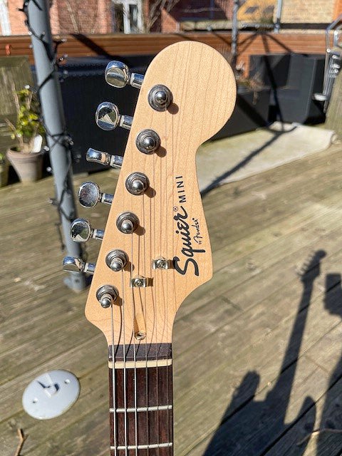Elguitar, Fender Stratocaster Mini