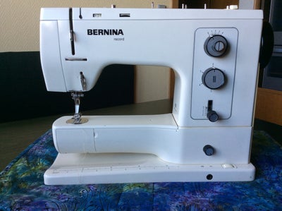 Symaskine, Bernina 830, Velfungerende symaskine. Ca. 50 år gammel. De senere år har jeg ikke syet så