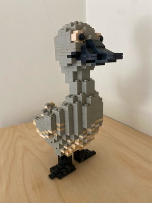 Lego Exclusives, Ugly Duckling 4276936, Original og sjælden figur af den Grimme Ælling. Den er limet