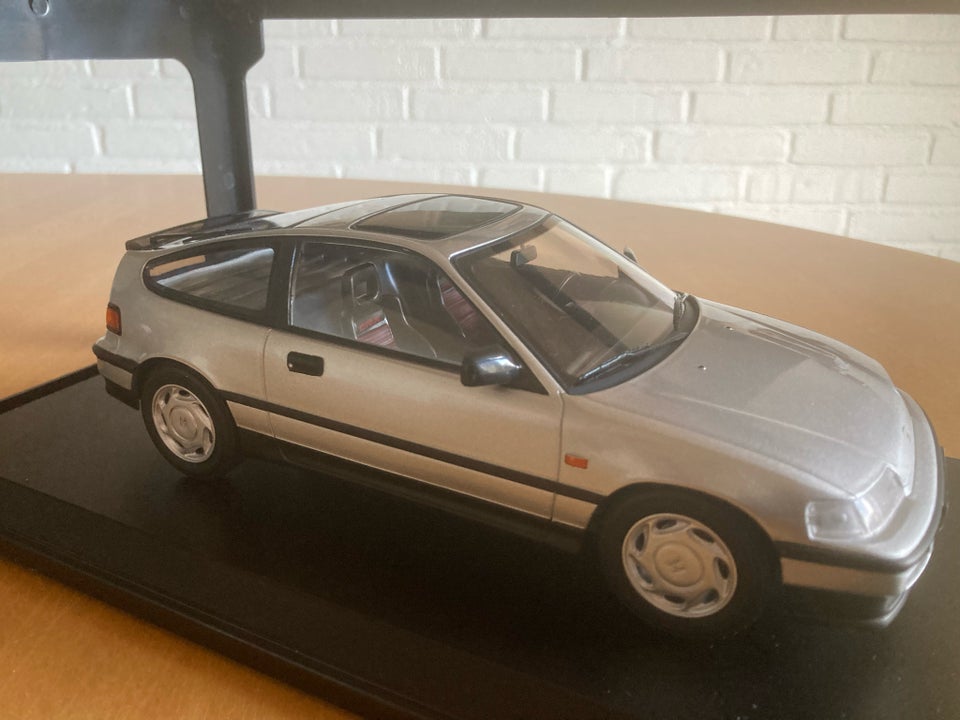 Modelbil, Honda CRX, skala 1:18