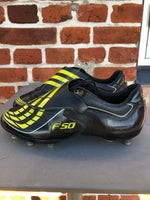 Fodboldstøvler, Fodboldstøvler m. Jernknopper, Adidas