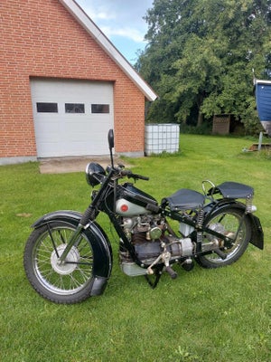 Nimbus, C special, 746 ccm, 1953, 200 km, sort, m.afgift, renoveret af tidligere ejer og er ikke bru