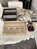 Commodore 128, spillekonsol, God