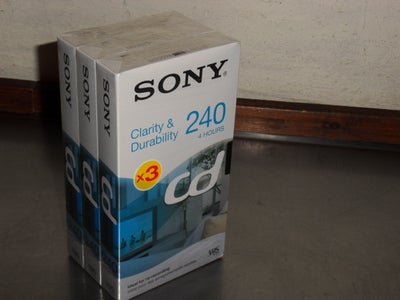 Tilbehør, Sony, 4-timers Nye. UBRUGTE, Perfekt, 3 stk. nye VHS bånd i forseglet cellofan fra fabrik.