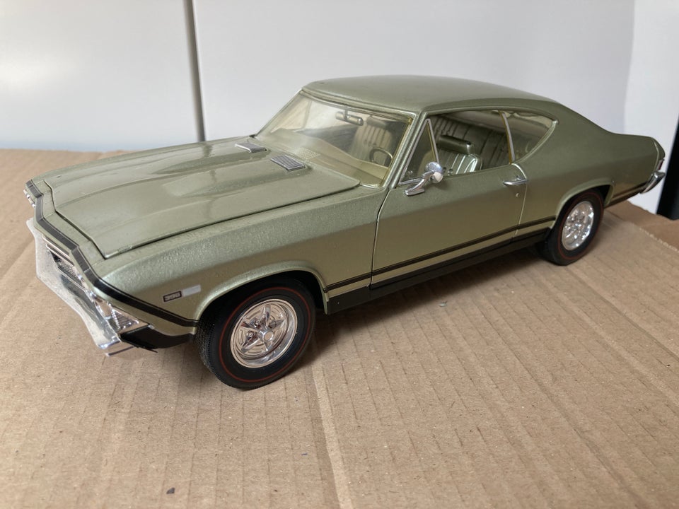 Modelbil, Chevelle SS 1/18, skala 1:18