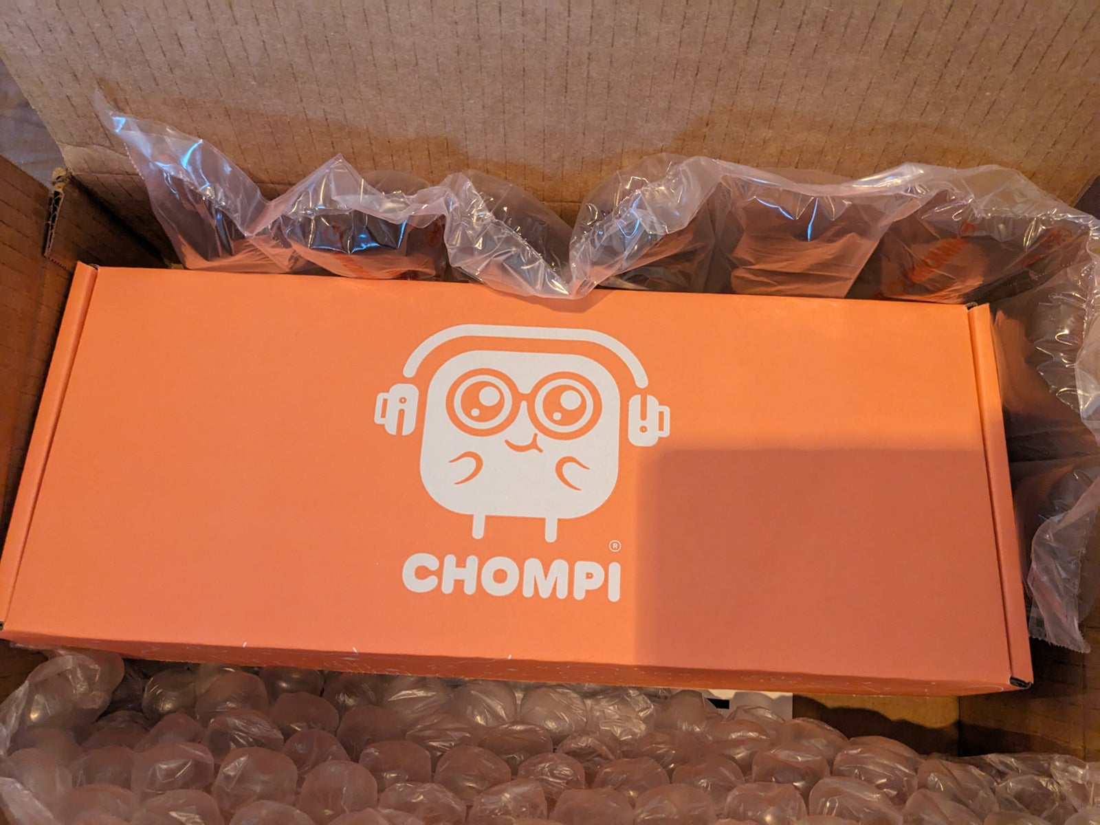 Sampler, Chompi Chompi Club sampler