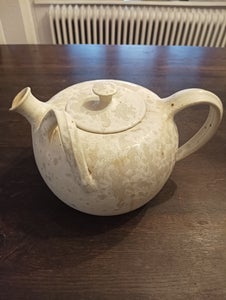 Large Teapot by KH Wurtz