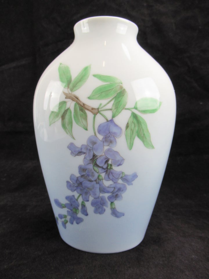 Vase Med Blomst 72/239, Bing og Grøndahl