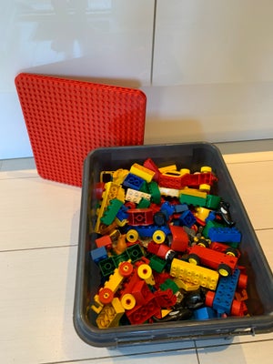 Lego blandet, Div. store legoklodser og 3 plader