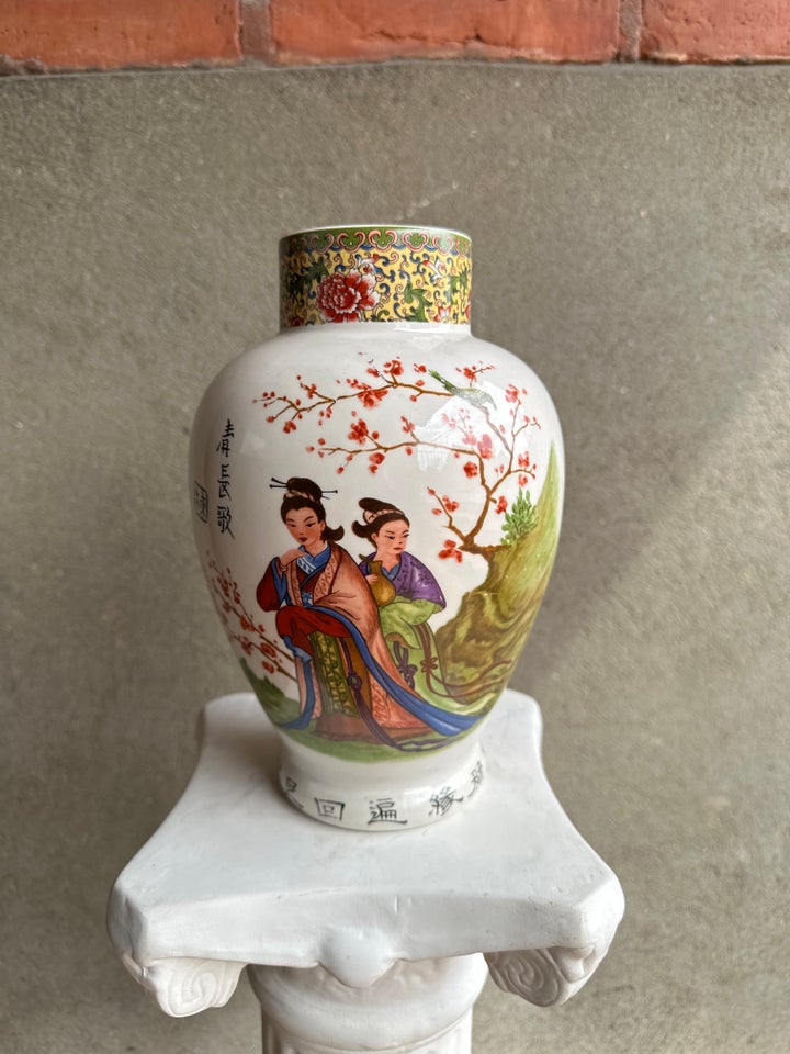 Kinesisk vase, Porcelæn