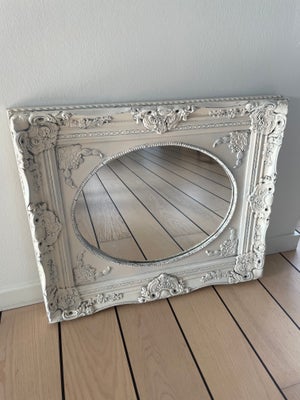 Vægspejl, b: 65 h: 55, Romantisk spejl sælges..  
Ramme mål: 65x55 cm.  
Pris: 100 kr.