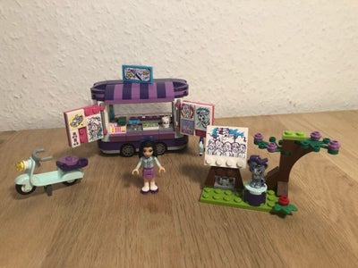 Lego Friends, 41332 Emma's Art Stand, Lego Friends, Emma's Art Stand fra 2018
- 205 dele
- 1 minifig